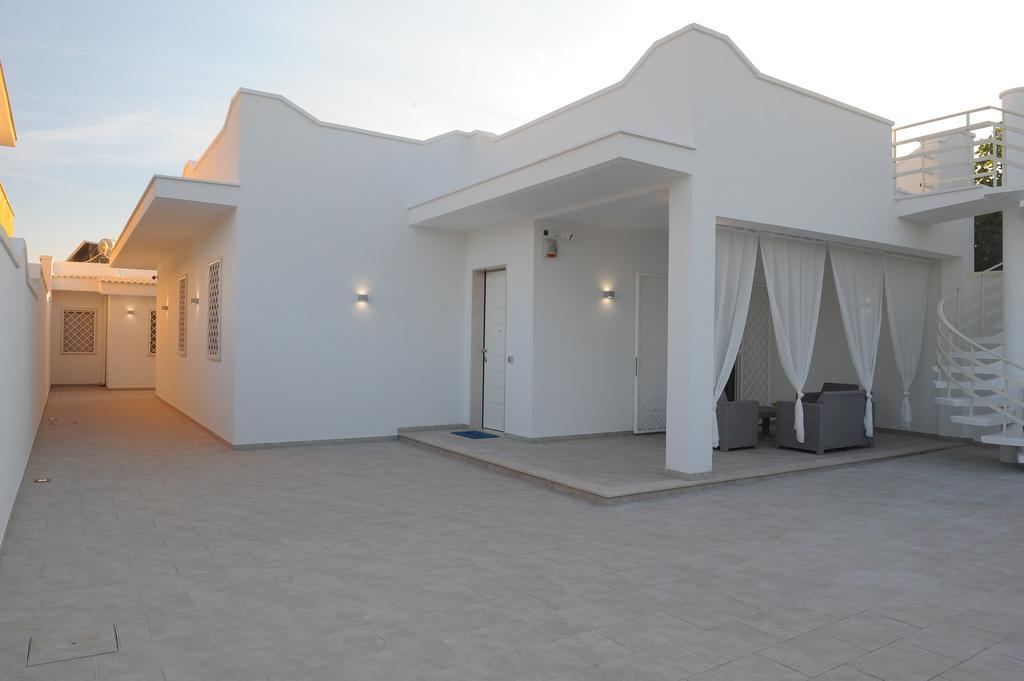 Filo Di Vento Hotel Porto Cesareo Kültér fotó