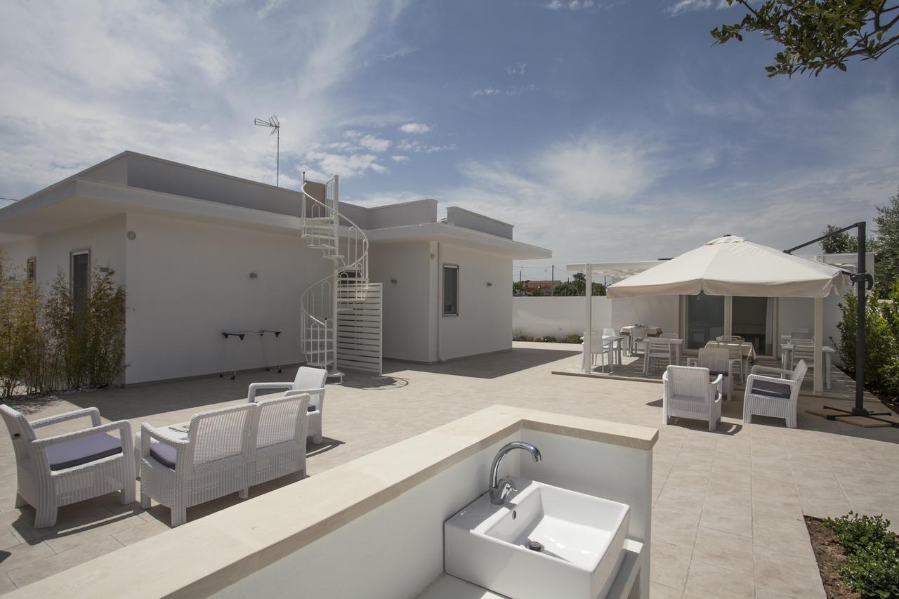 Filo Di Vento Hotel Porto Cesareo Kültér fotó